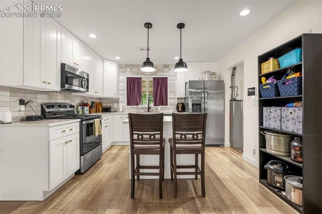 601 Hackberry Drive, Colorado Springs, CO 80911