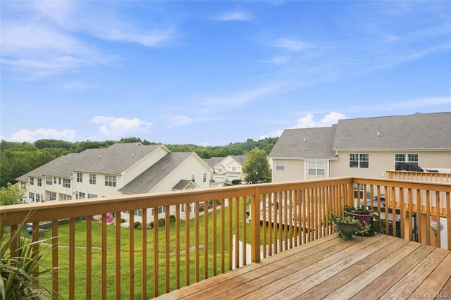 4 Woodrose Court, Middletown, NY 10940