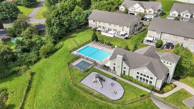 4 Woodrose Court, Middletown, NY 10940