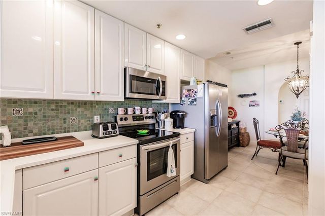 3910 Deer Crossing CT 1, Naples, FL 34114