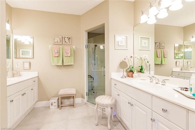 3910 Deer Crossing CT 1, Naples, FL 34114