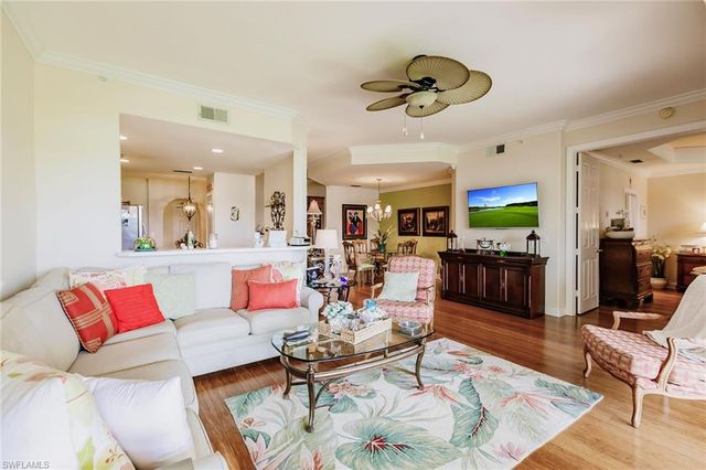 3910 Deer Crossing CT 1, Naples, FL 34114