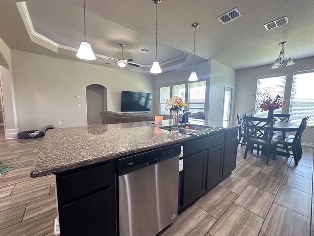 1016 Santa Catalina St, Portland, TX 78374