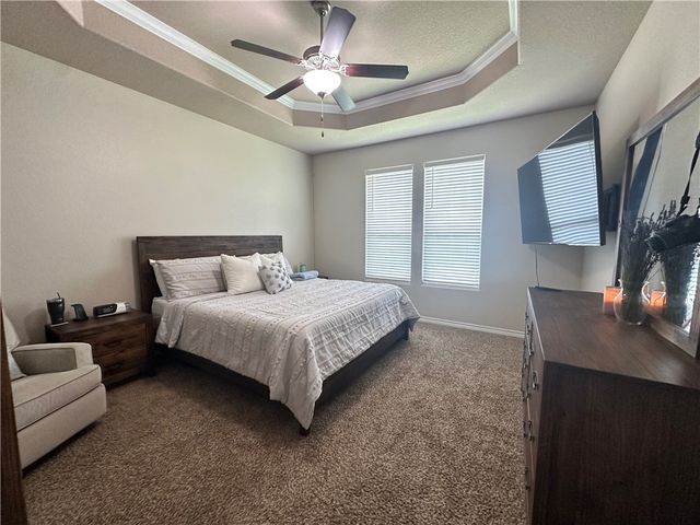 1016 Santa Catalina St, Portland, TX 78374
