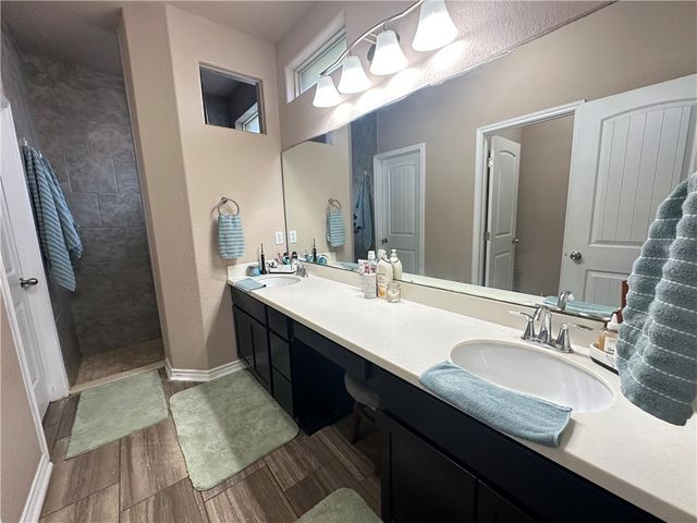 1016 Santa Catalina St, Portland, TX 78374