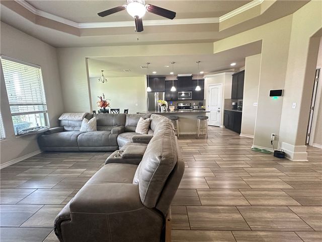 1016 Santa Catalina St, Portland, TX 78374