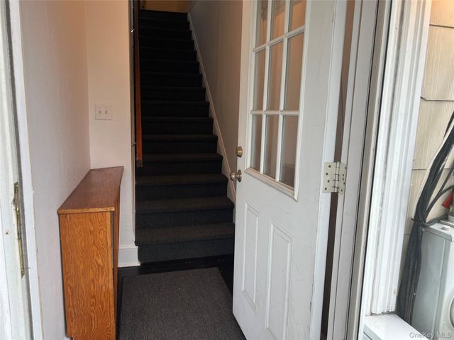 140 12th Avenue 2, Sea Cliff, NY 11579