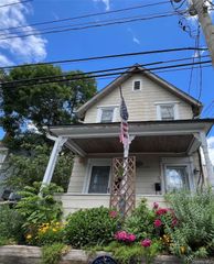 140 12th Avenue 2, Sea Cliff, NY 11579