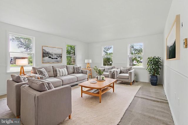 112 WESTWOOD CIR, Winchester, VA 22602