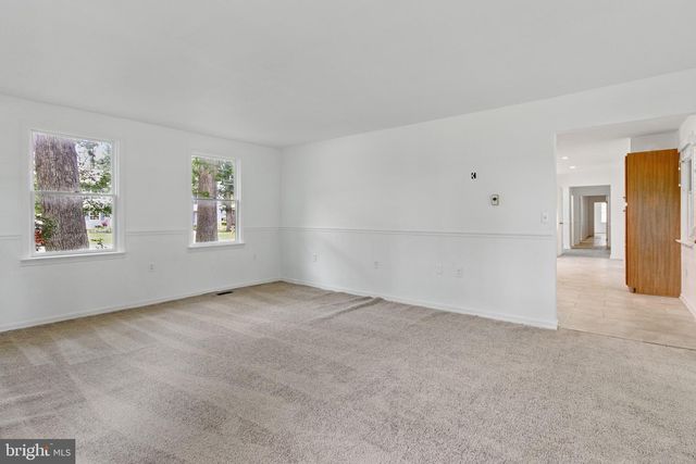 112 WESTWOOD CIR, Winchester, VA 22602