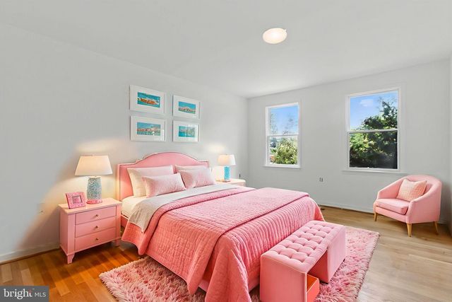 112 WESTWOOD CIR, Winchester, VA 22602