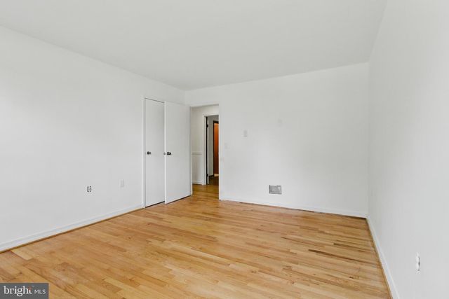 112 WESTWOOD CIR, Winchester, VA 22602