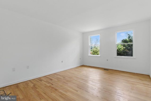 112 WESTWOOD CIR, Winchester, VA 22602