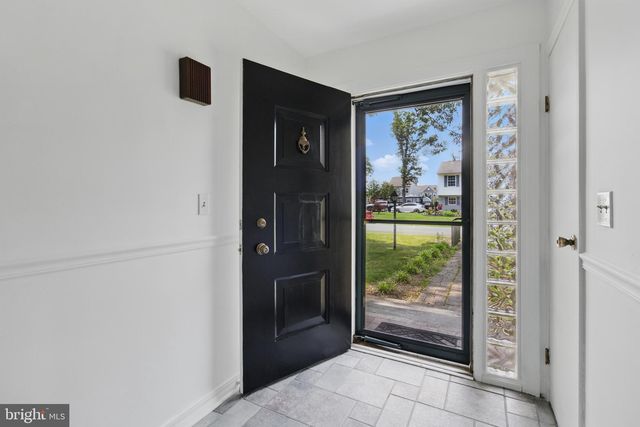 112 WESTWOOD CIR, Winchester, VA 22602