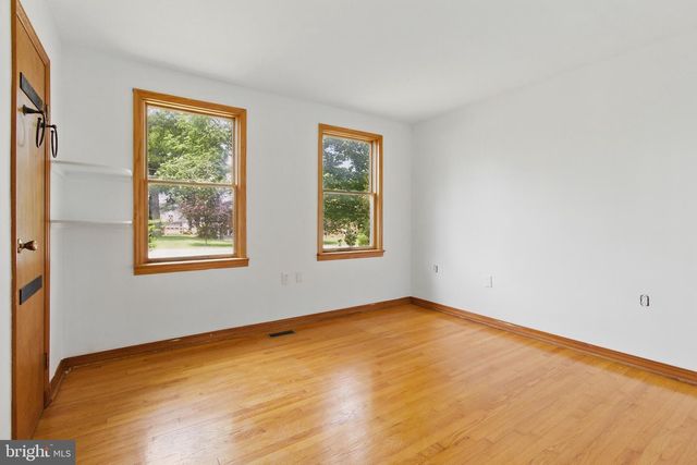 112 WESTWOOD CIR, Winchester, VA 22602