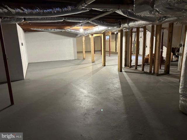 112 WESTWOOD CIR, Winchester, VA 22602