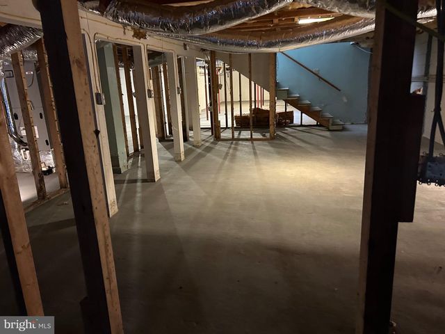 112 WESTWOOD CIR, Winchester, VA 22602