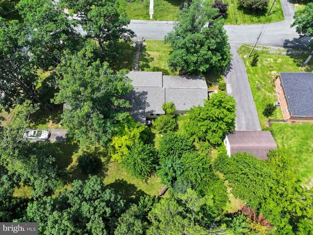 112 WESTWOOD CIR, Winchester, VA 22602