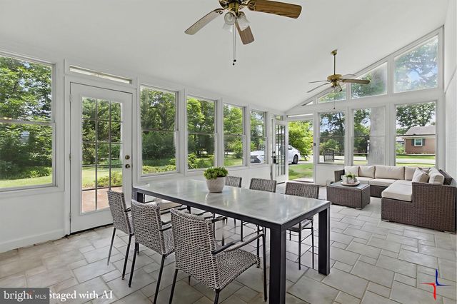 112 WESTWOOD CIR, Winchester, VA 22602