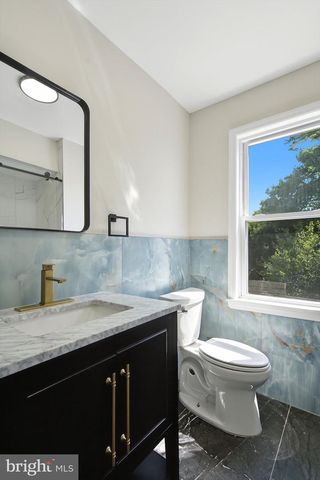 225 STACY, Burlington, NJ 08016