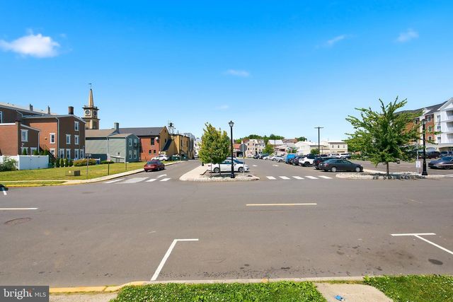 225 STACY, Burlington, NJ 08016