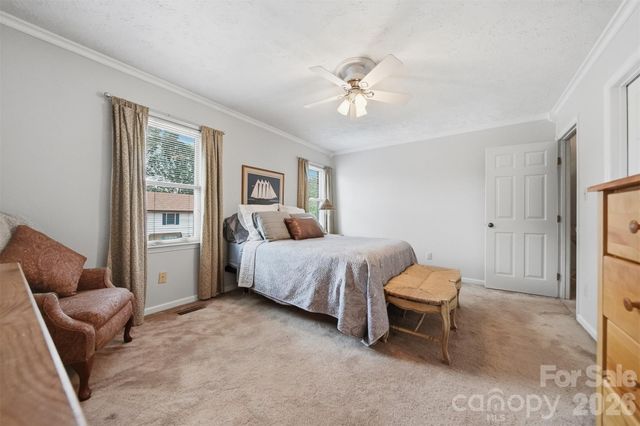 1330 5th Street NE 83, Hickory, NC 28601