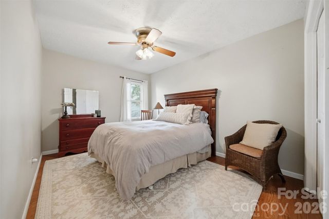 1330 5th Street NE 83, Hickory, NC 28601