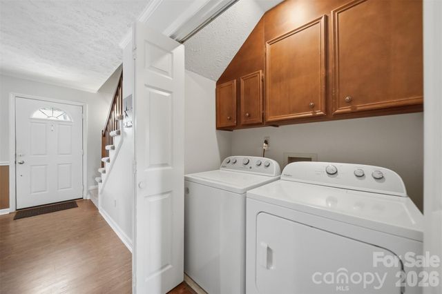 1330 5th Street NE 83, Hickory, NC 28601