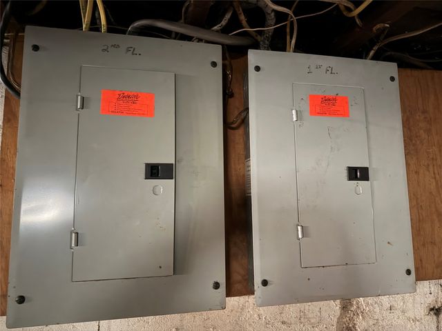 1047 W 7TH Street, Erie, PA 16502