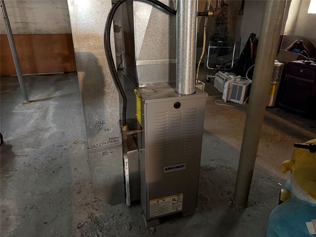 1047 W 7TH Street, Erie, PA 16502