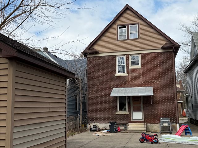 1047 W 7TH Street, Erie, PA 16502