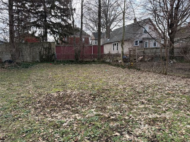 1047 W 7TH Street, Erie, PA 16502