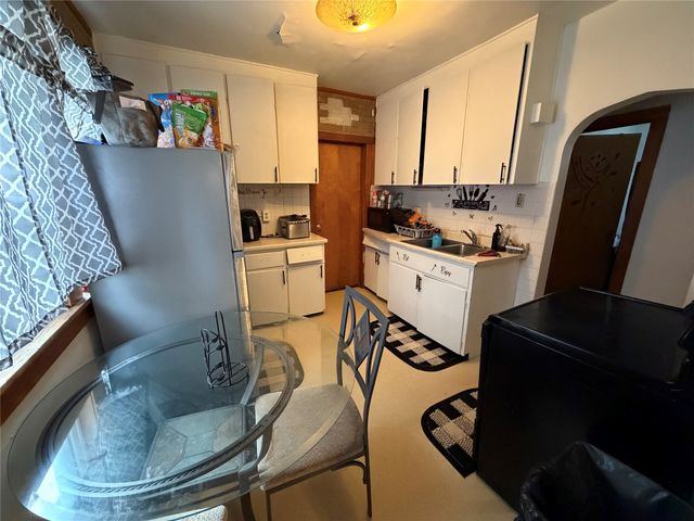 1047 W 7TH Street, Erie, PA 16502