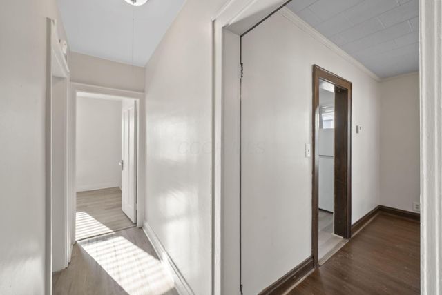 2541 Sullivant Avenue, Columbus, OH 43204