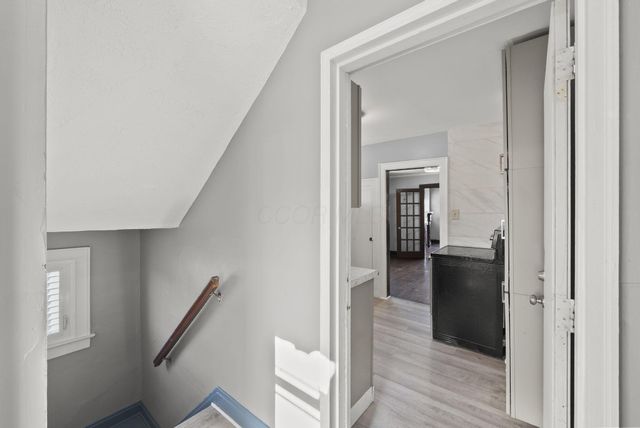 2541 Sullivant Avenue, Columbus, OH 43204