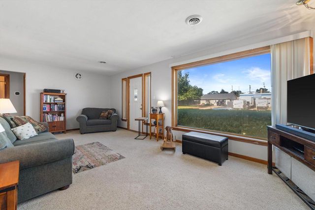 2109 Monroe AVENUE, Racine, WI 53405