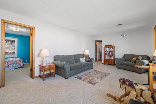 2109 Monroe AVENUE, Racine, WI 53405