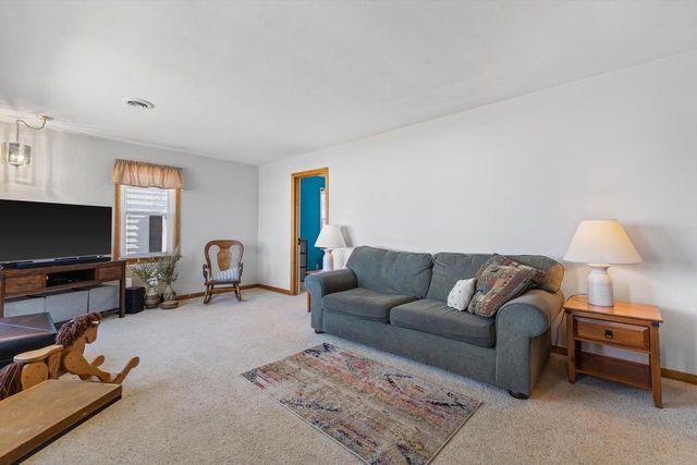 2109 Monroe AVENUE, Racine, WI 53405