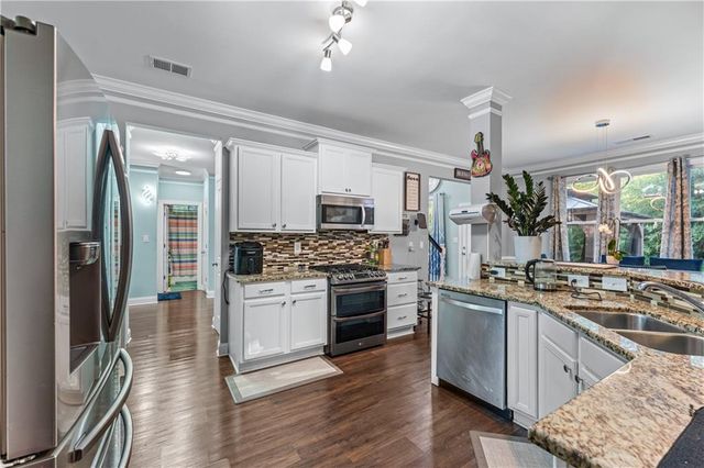 2582 COREY PARK Drive, Loganville, GA 30052