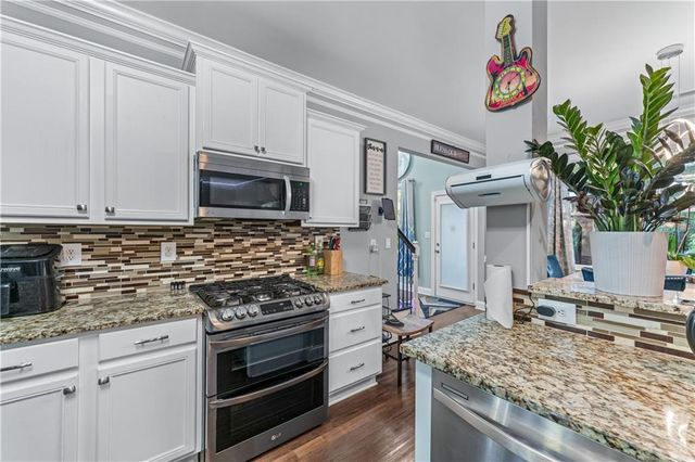 2582 COREY PARK Drive, Loganville, GA 30052