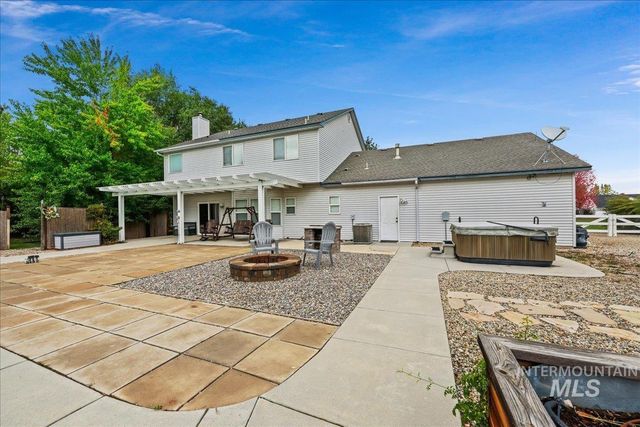 8625 Vic Lane, Middleton, ID 83644