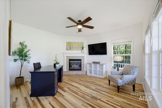 8625 Vic Lane, Middleton, ID 83644
