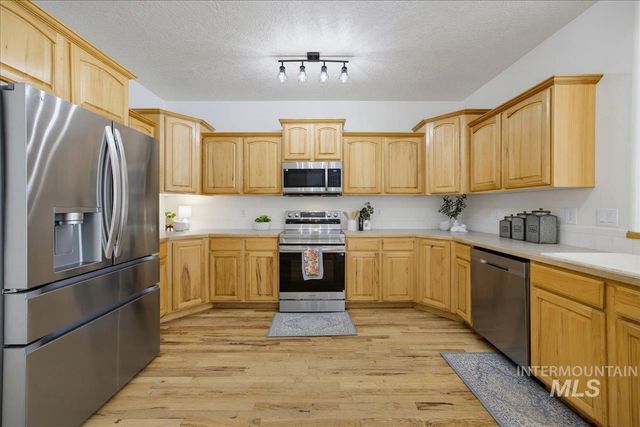 8625 Vic Lane, Middleton, ID 83644