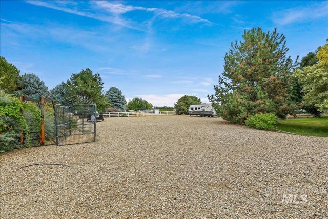 8625 Vic Lane, Middleton, ID 83644