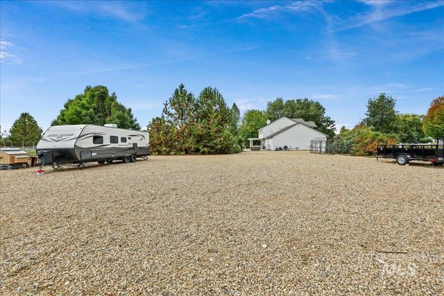 8625 Vic Lane, Middleton, ID 83644
