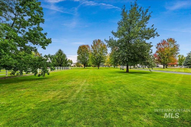 8625 Vic Lane, Middleton, ID 83644