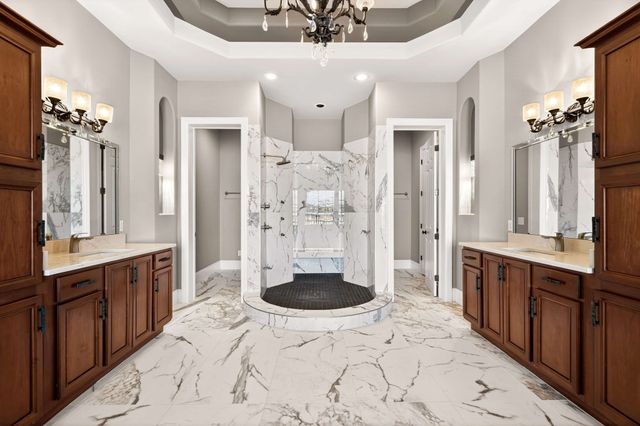 17 Harbor Cove Dr, Old Hickory, TN 37138