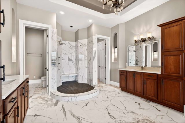 17 Harbor Cove Dr, Old Hickory, TN 37138