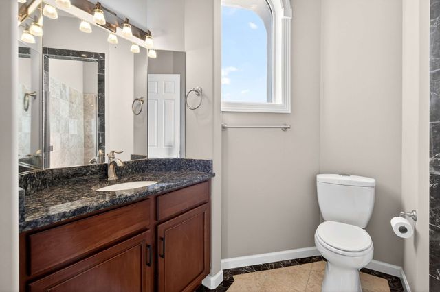 17 Harbor Cove Dr, Old Hickory, TN 37138