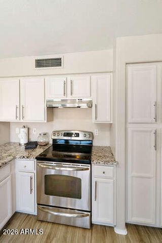 4820 W SHANNON Court, Chandler, AZ 85226